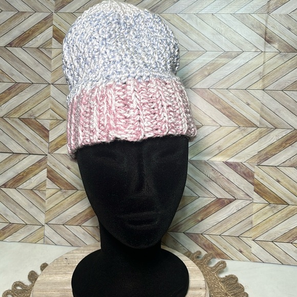 HANDMADE KNITTED Crochet Beanie Toboggan Winter Hat Cap - Picture 1 of 4
